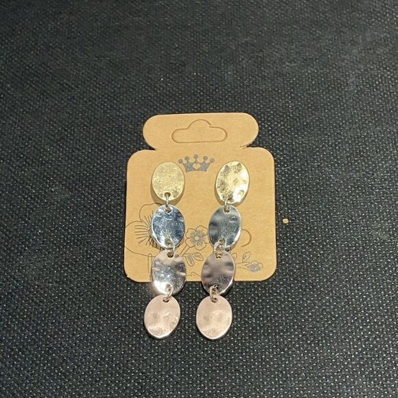 Dangling earrings - Picture 3 of 5